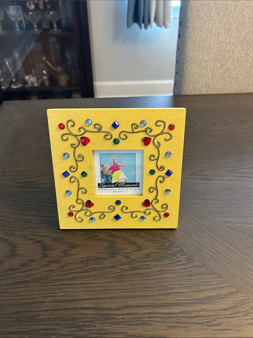 Vintage jewel frame accent 3 x 3